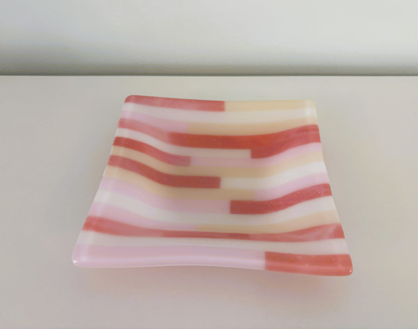Stiped dish 4