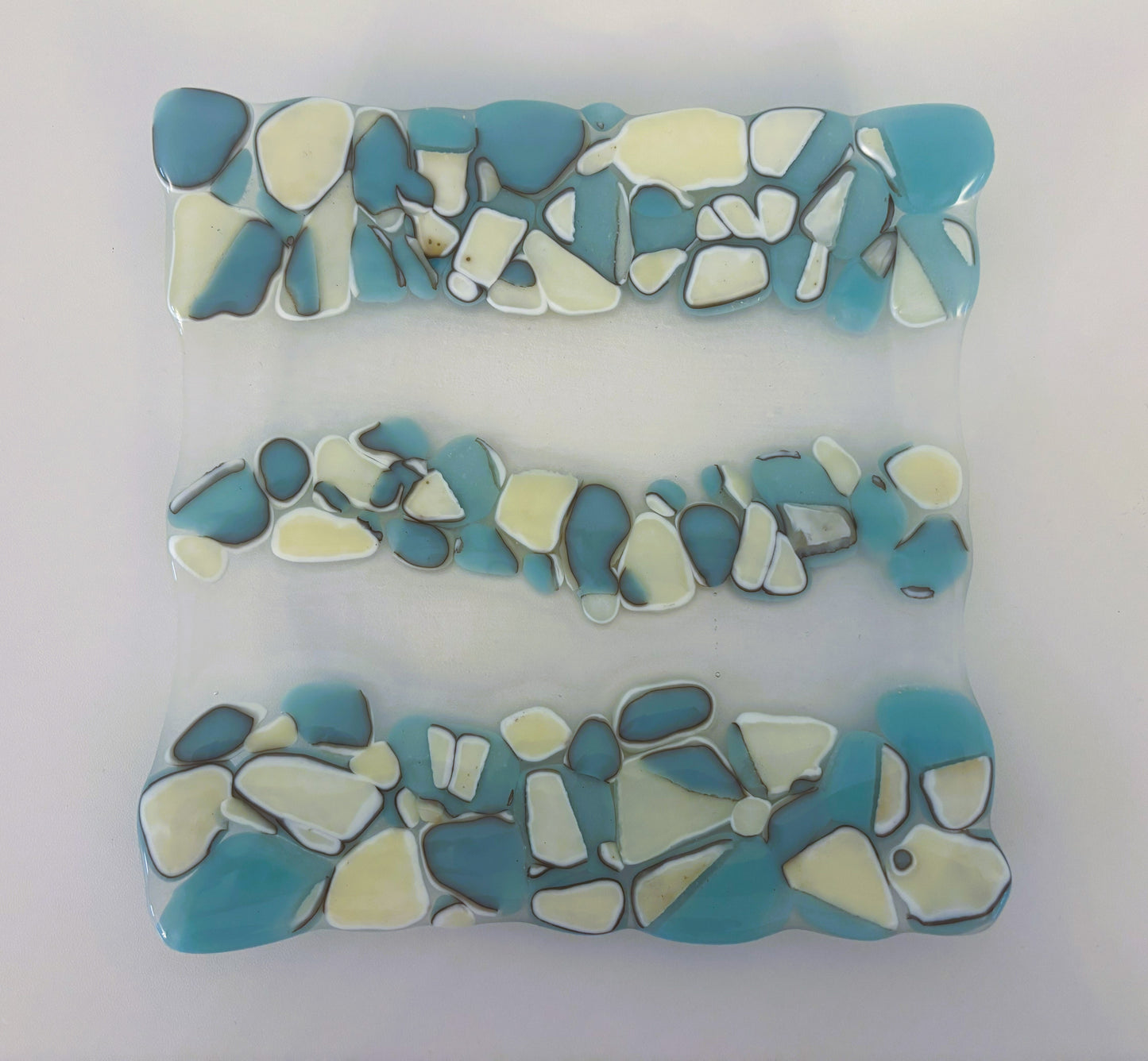Organic blue and clear plate