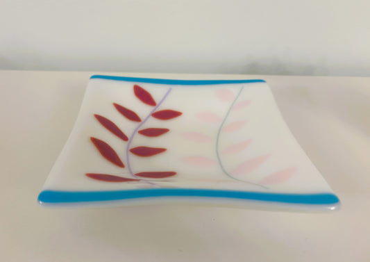 Plate - Pink on white